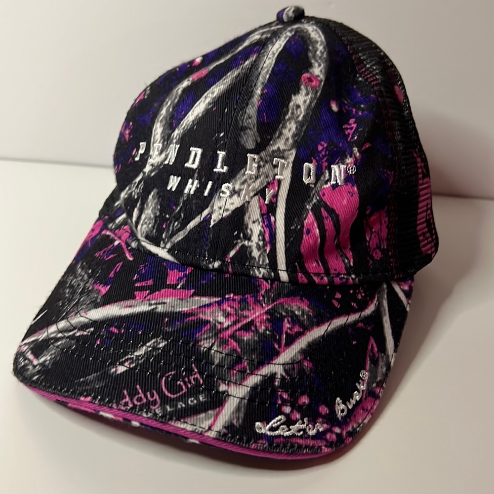 Pendleton Whisky Let’er Buck Hat Muddy Girl Camoflauge